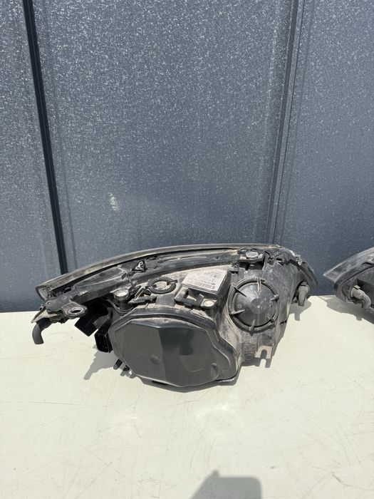 Far  BMW e60 e61 lci facelift Bi xenon adaptiv stanga