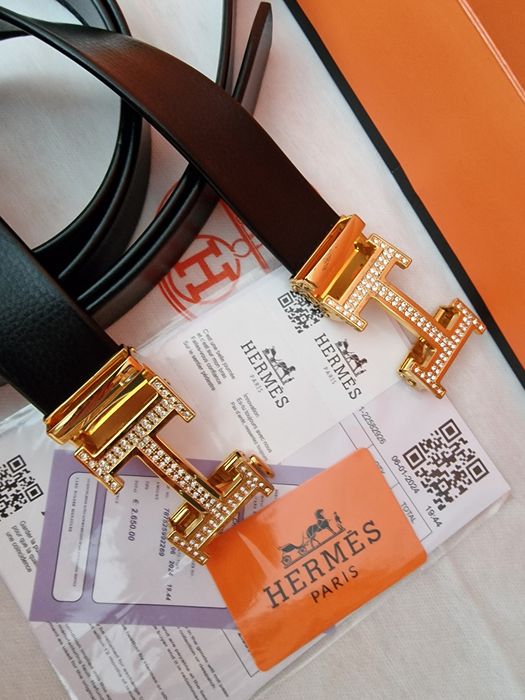 Curea reglabila piele, insertii strass, logo metalic auriu