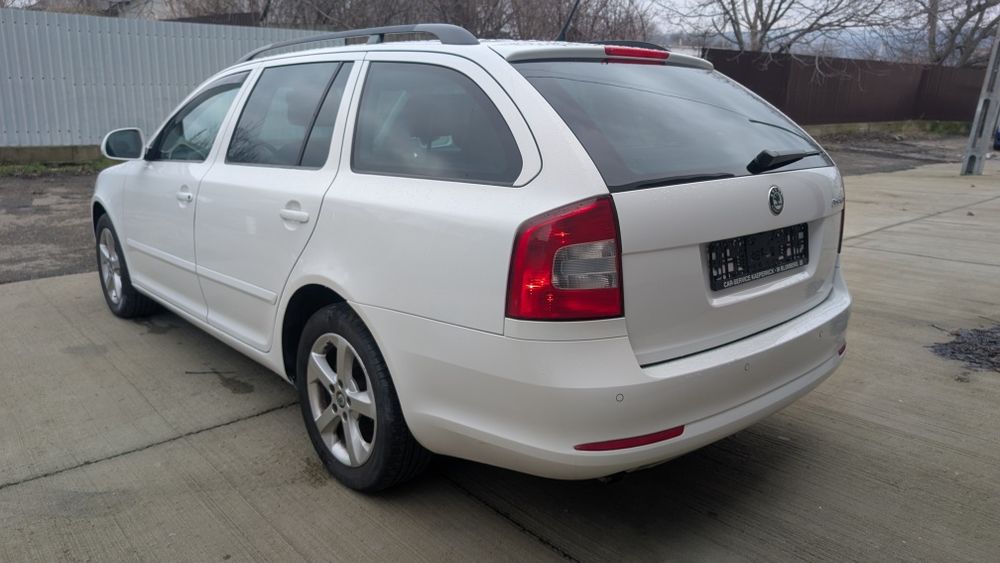 Skoda Octavia 1.2Tsi 105cp 2012 benzina Climatronic