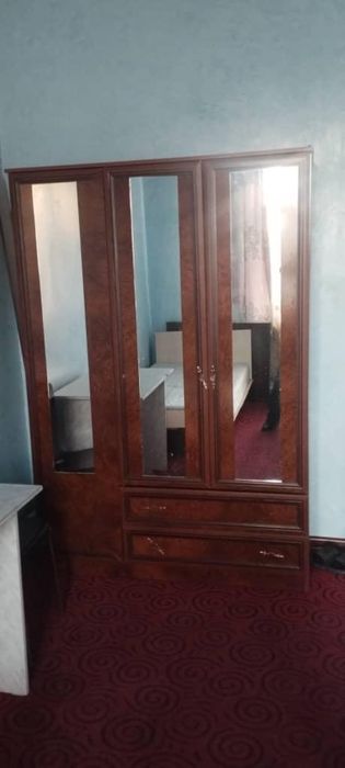 шкаф гостиницаға қойылған