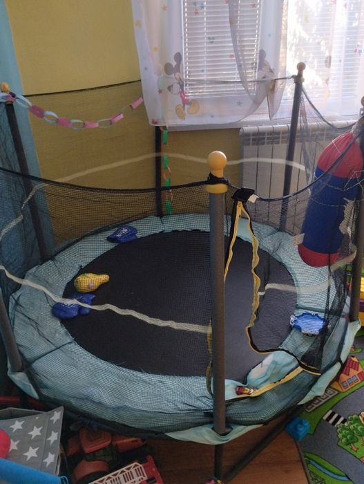 Батут с диаметър 150 см.