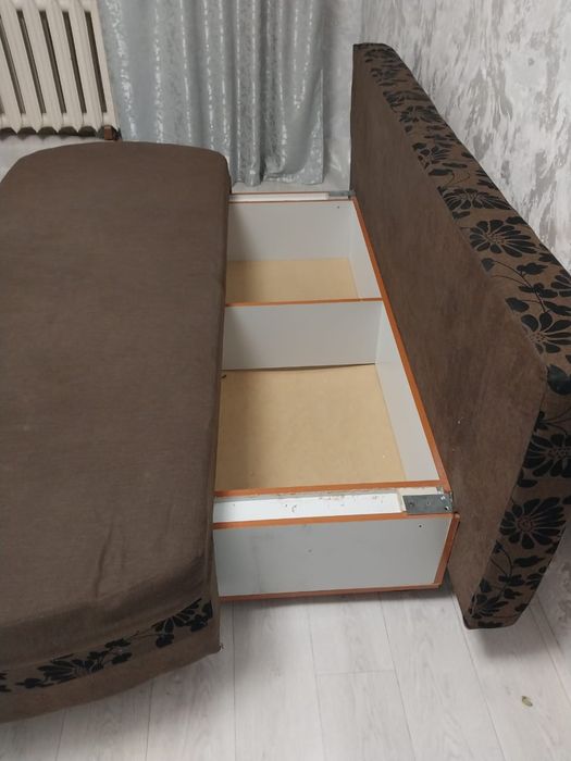 Диван в отличном состоянии