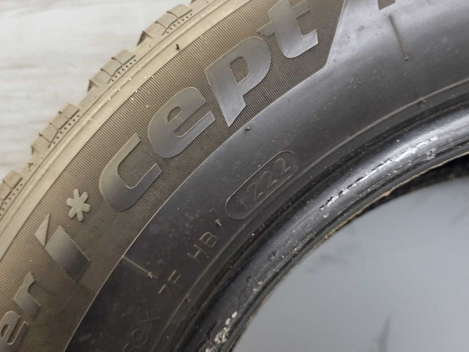 Anvelope 205/60 R16, iarna Hankook, DOT 2022