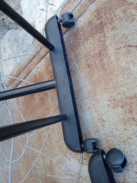 Вешалка для одежды на запчасти