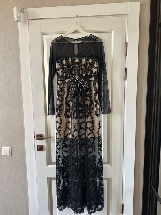 Продам шикарное платье на выпускной, вечернее