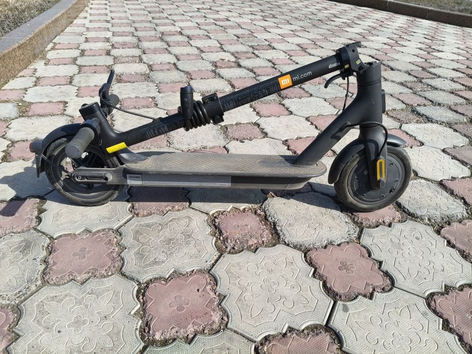 Электро самокат,, сяокат,,.