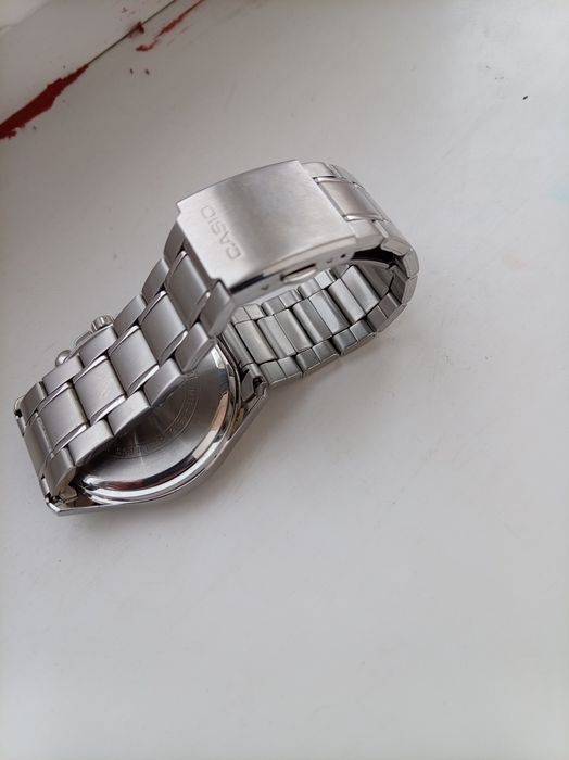 CASIO сағаты сатылады