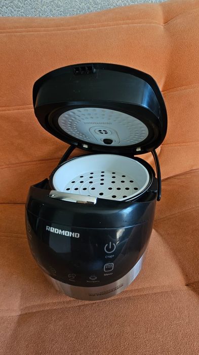 Мультиварка REDMOND
