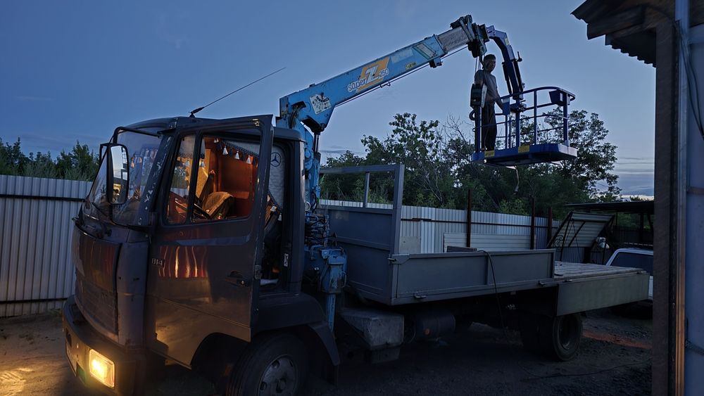 Автовышка манипулятор