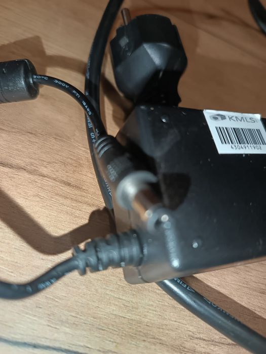 Încărcător alimentelor laptop.