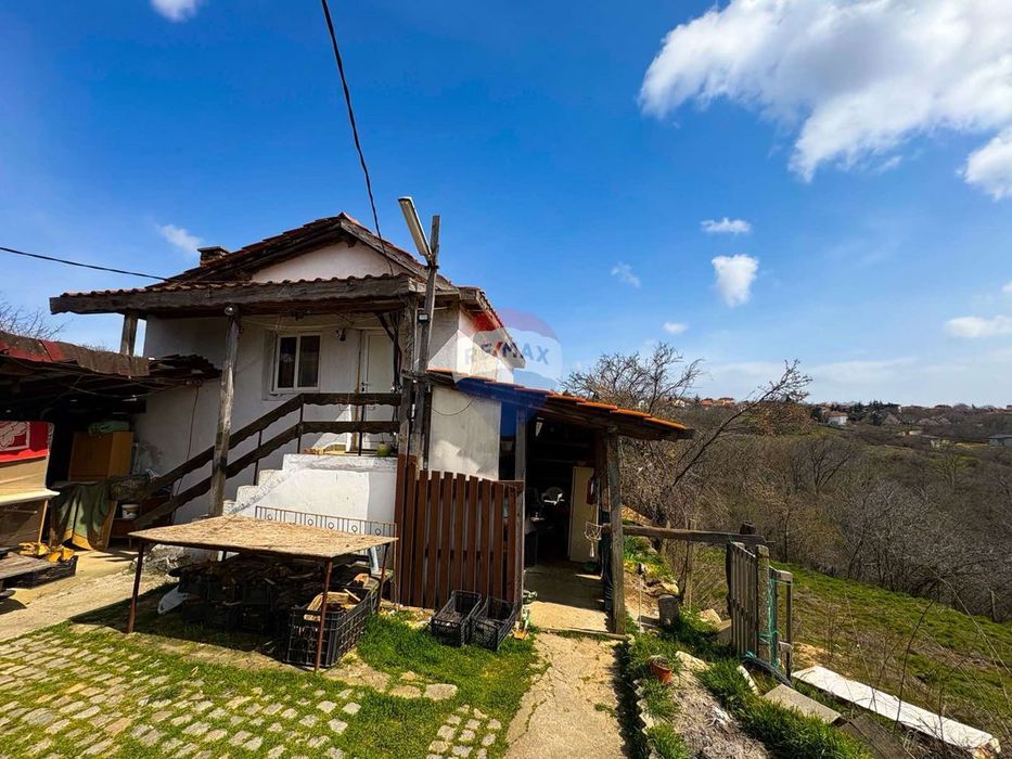 Къща в Варна, област-с.Приселци