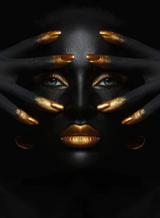 Tablouri canvas personalizare flyere pliante reclame tricouri sepci