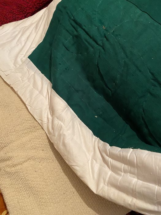 Юргани в различни цветове