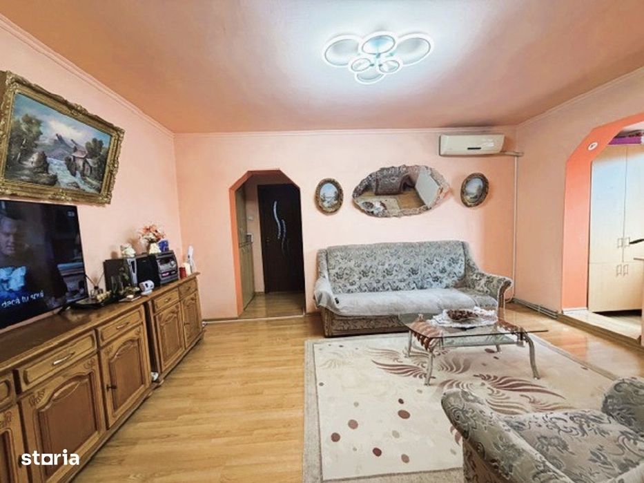 Apartament 3 camere  vis a vis de Prefectura