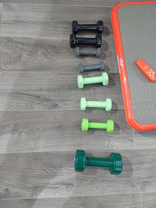 Gantere fitness cu mingi greutate