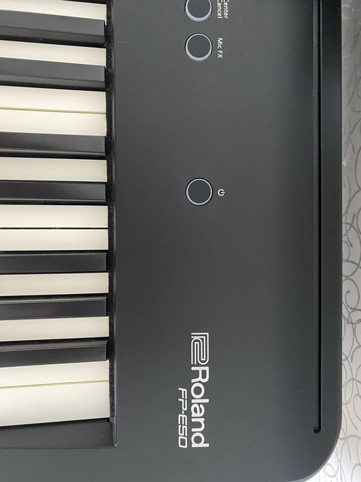 Пианино электронное Roland