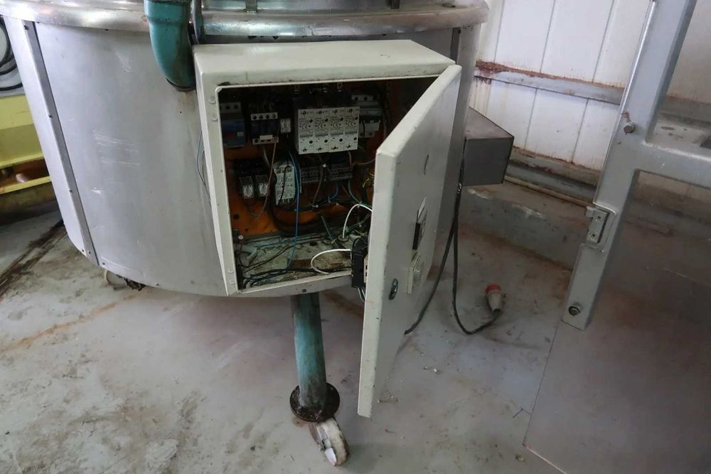 Bazin cu incalzire electrica si agitator