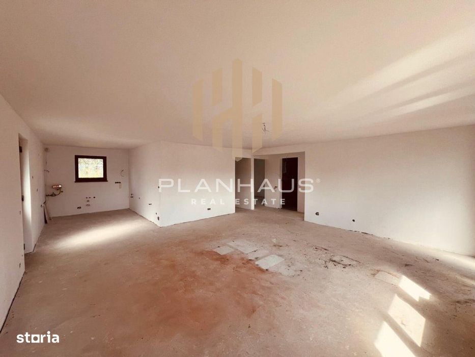 Casă in Mocira pe parter ,semifinisata ,493 mp teren