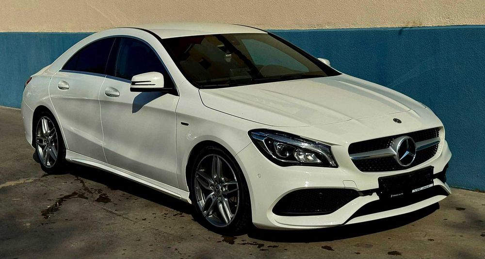 Mercedes Benz CLA 200 DCT AMG