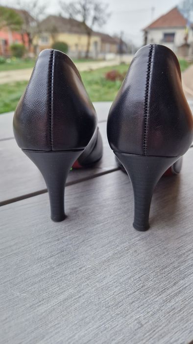 Patofi noi de piele nr. 38