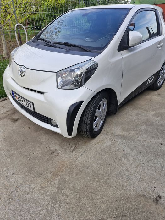 Toyota IQ 1,0 benzina