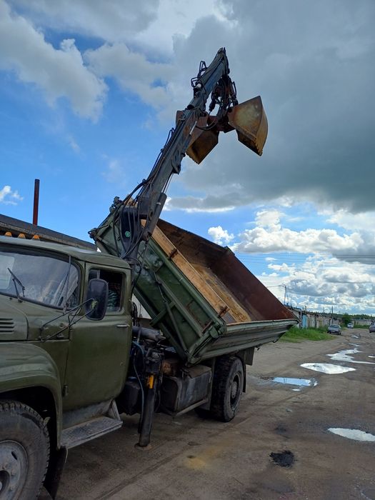 Услуги самосвала с грейферным погрузчиком,самозагруз.