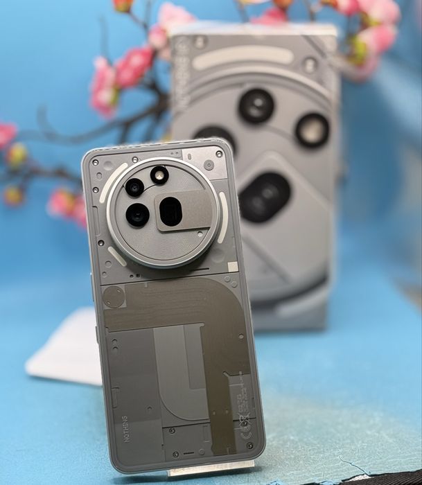 ГАРАНЦИОНЕН!!! Nothing Phone (3a) Pro, 256GB, 12GB RAM, 5G, Grey