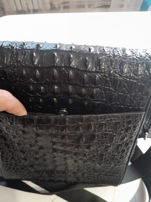 Продам кожаную сумку