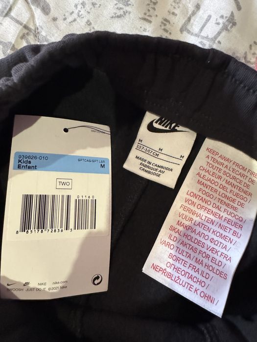 Долнище Nike-137/147см-М размер-НОВО!