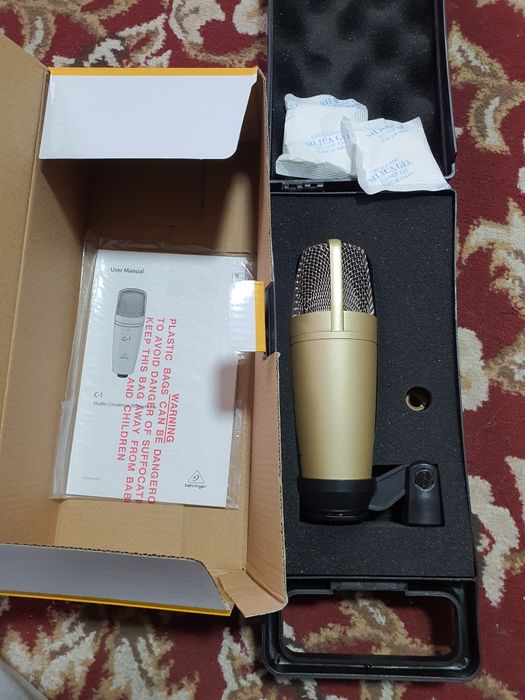 Mikrafon studiyeniy c1 behringer