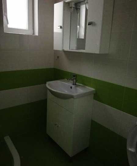 Дава се под наем Тристаен апартамент в София, Изгрев - 85 кв.м за 800 € - Снимка #9