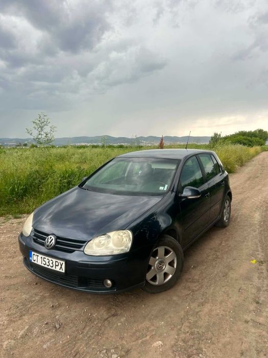 Автомобил VW Golf 5 2007