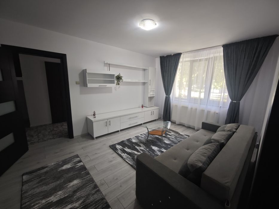 Apartament de închiriat