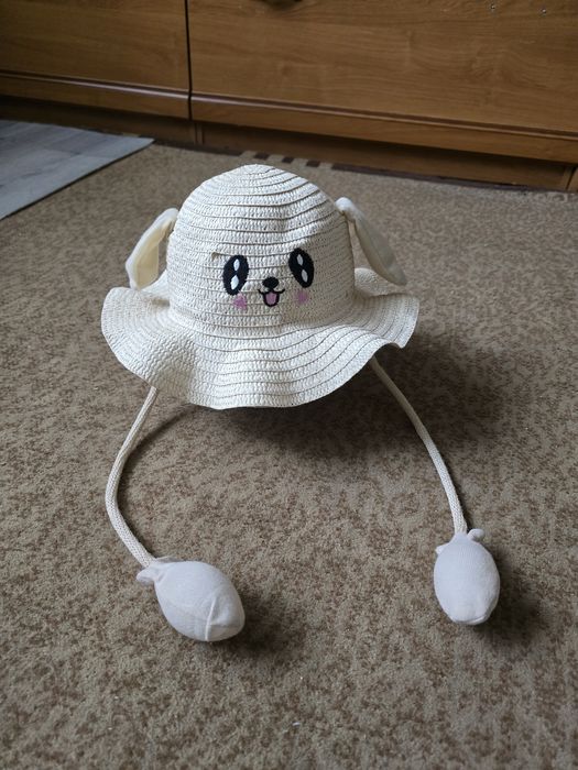 Продам детскую панамку.