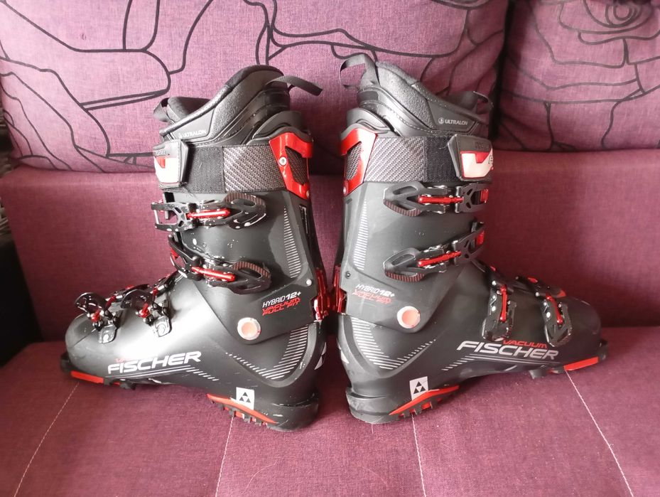 Ски обувки Fisher