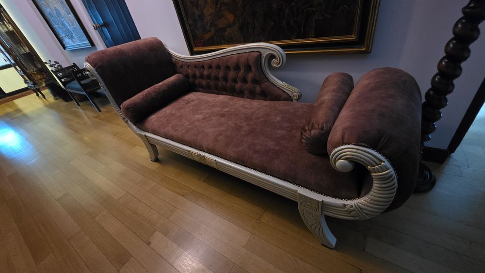 Șezlong recamier stil Empire, lemn masiv sculptat, catifea – piesă de colecție