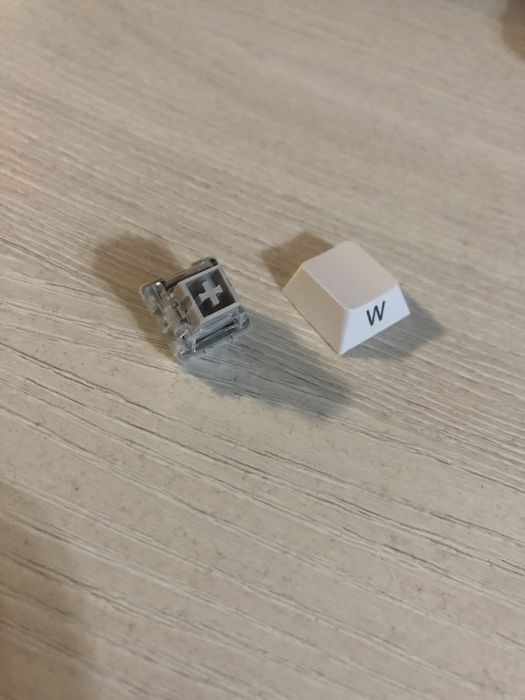 продаю Aula WIN 60HE