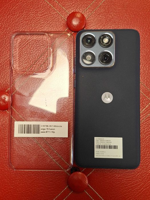 Телефон Motorola Edge 70 Fusion