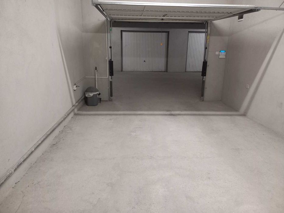 ГАРАЖ под наем в кв. Овча Купел, от Собственик