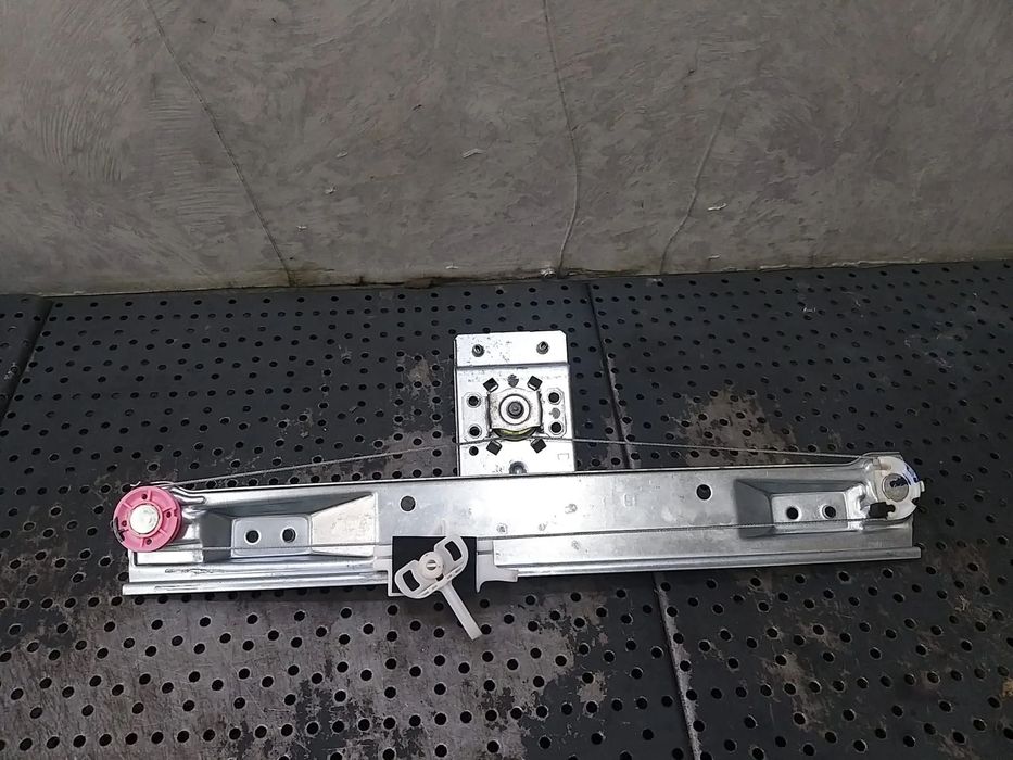 Macara manuala geam dreapta spate opel corsa e x15 541613212 013188504rh