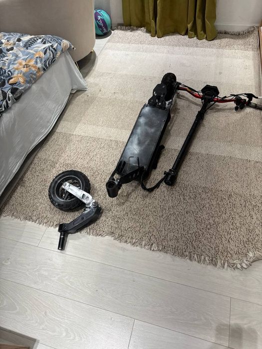 продам эльктросамокат кукогирин г2 мах