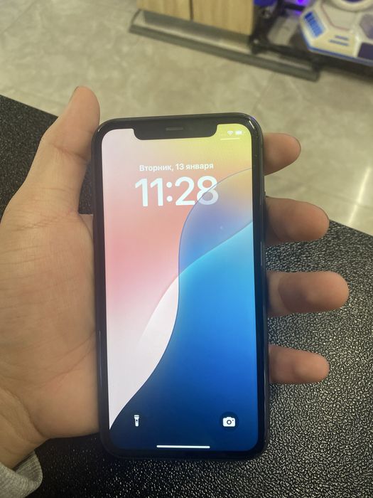 Продам айфон 11 64 гб без торга