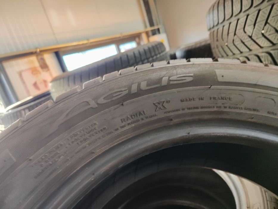 4бр.летни гуми 215/60/17C Michelin