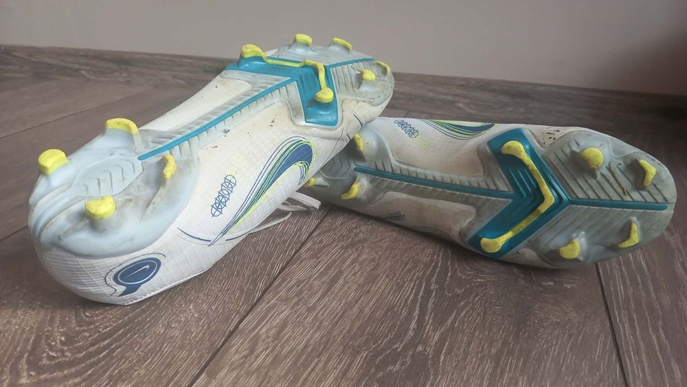 Футболни обувки Nike Mercurial Superfly 8 Academy