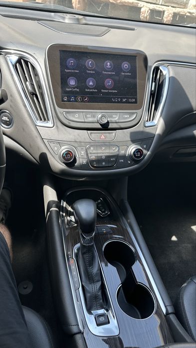 *Chevrolet Malibu Premier 2021, 68300 км пробег, 1 крыло пятно, 1 руки