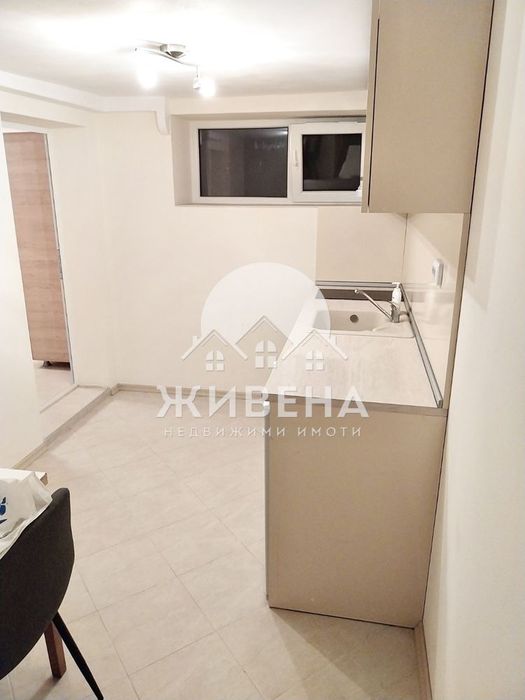 Отдавам под наем 2-стаен апартамент, Цветен квартал