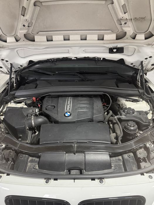 BMW X1 xDrive20d – xDrive – Pachet M – Automat – Panoramic – Harman Kardon