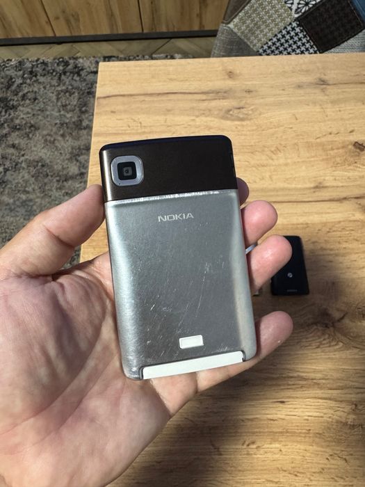 Vand 3 telefoane de colecție Nokia E61i Xperia X10mini