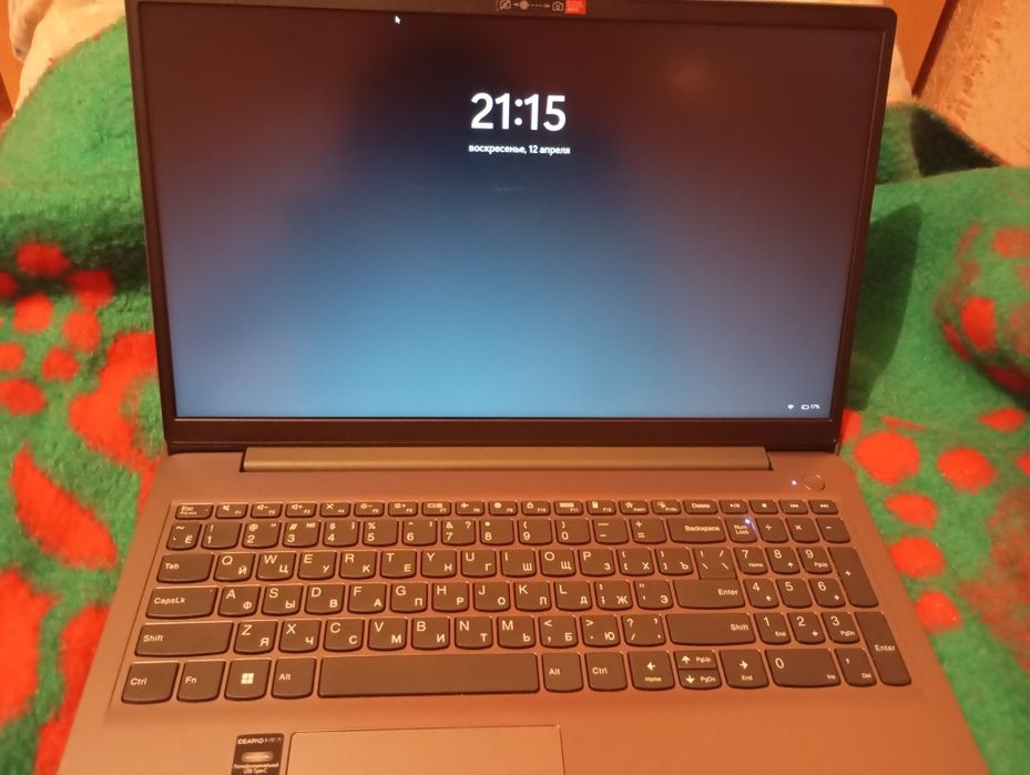 Ноутбук Леново 150000