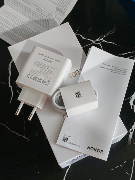 Последняя модель Honor 400 с гарантией